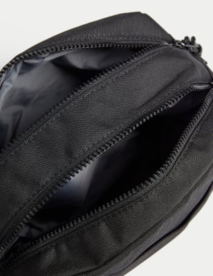 Zara mens wash discount bag