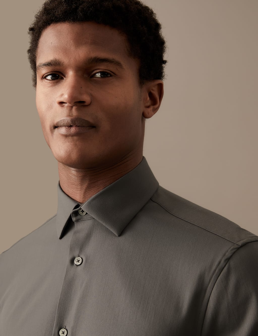 Slim Fit Easy Iron Cotton Rich Shirt image 3