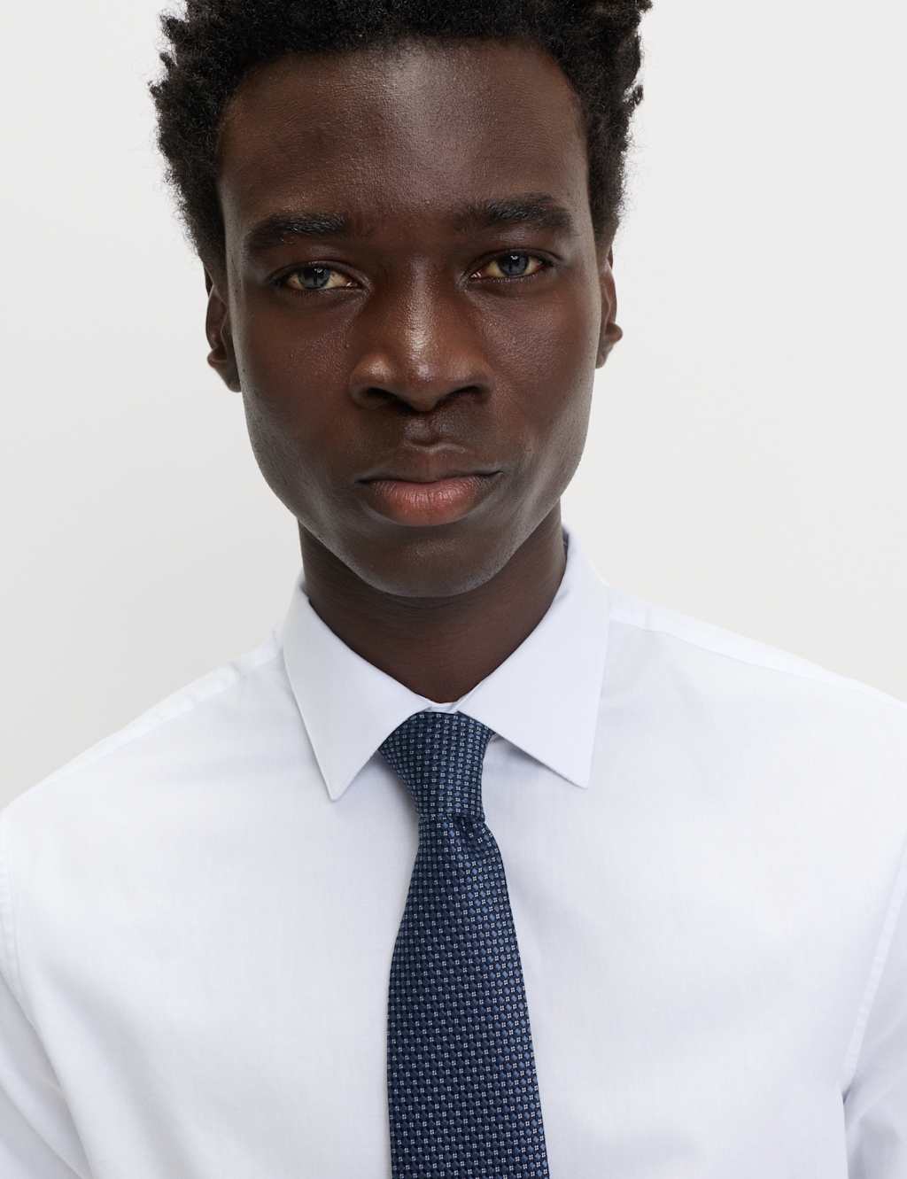 Regular Fit Easy Iron Pure Cotton Shirt image 4