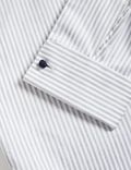 Camisa de rayas de ajuste estándar de algodón premium con puño doble