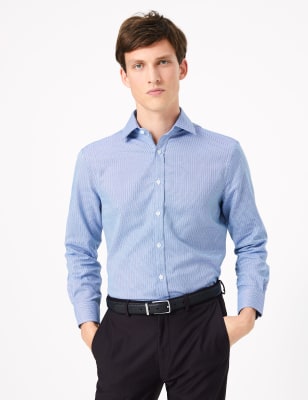 Chemise coupe courte et ajust&eacute;e