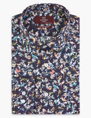 Chemise ajust&eacute;e &agrave; imprim&eacute; oiseau, repassage facile