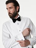 Smokingoverhemd van luxe katoen met dubbele manchet en slanke pasvorm
