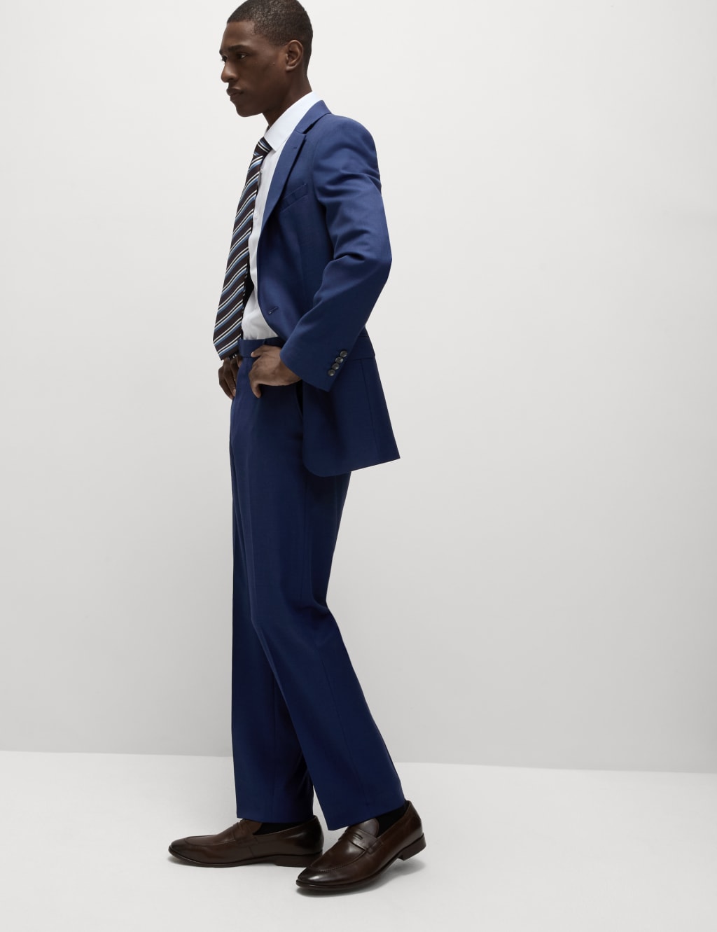 Men s Navy 3 Piece Suits M S