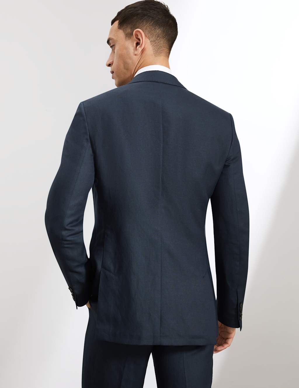 Tailored Fit Italian Silk And Linen Jacket image 5
