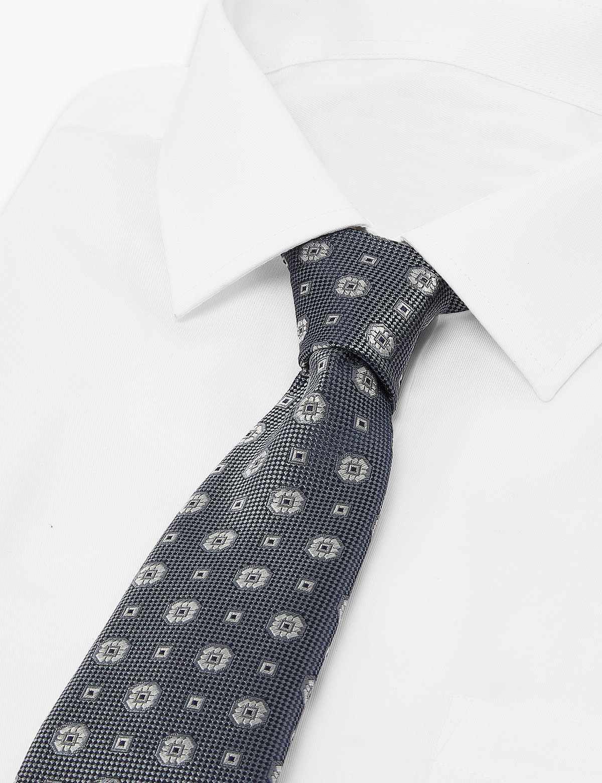 Luxury Foulard Tie