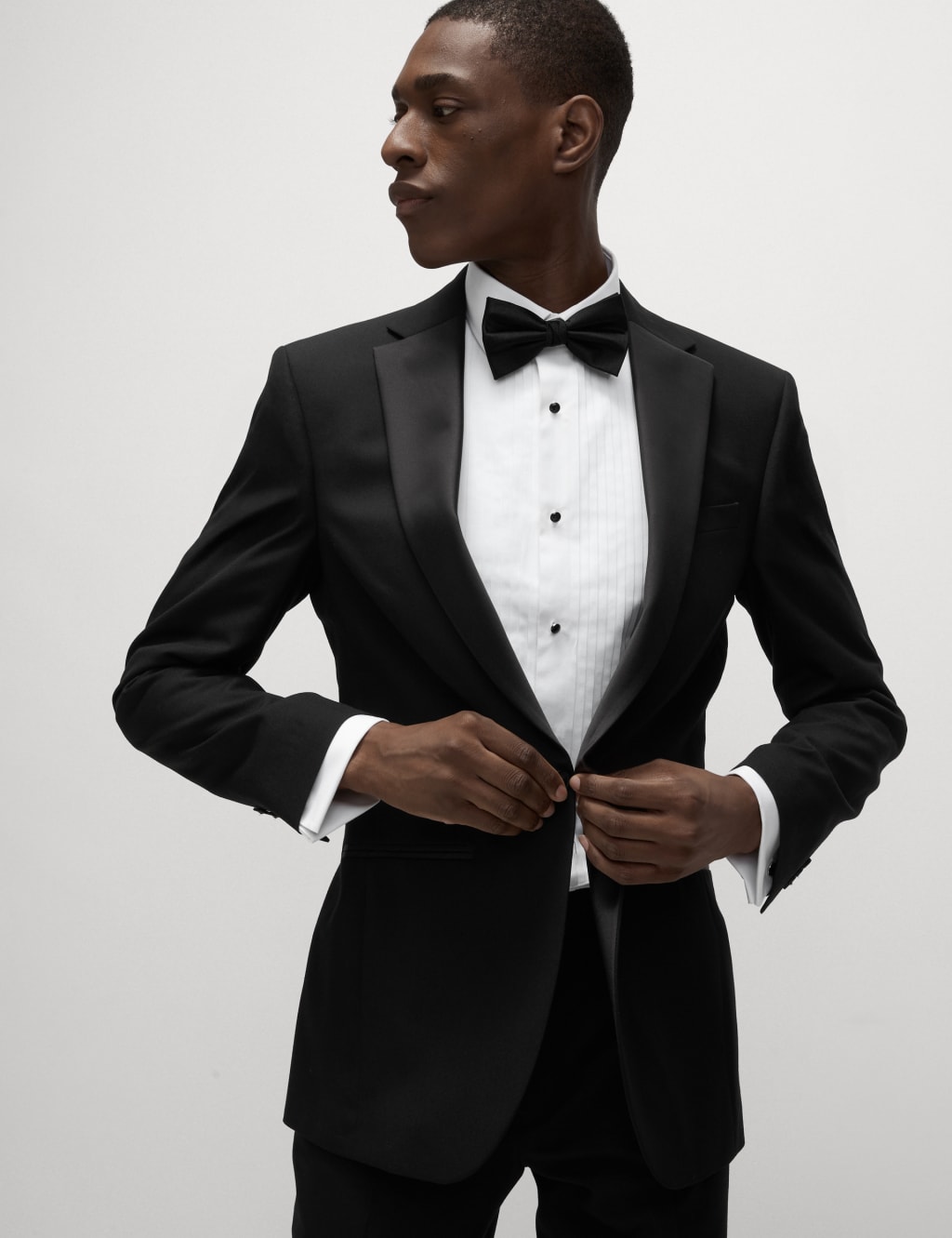 Black jacket hot sale with white collar