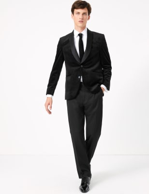 Sametov&eacute; sako m&iacute;rně projmut&eacute;ho střihu