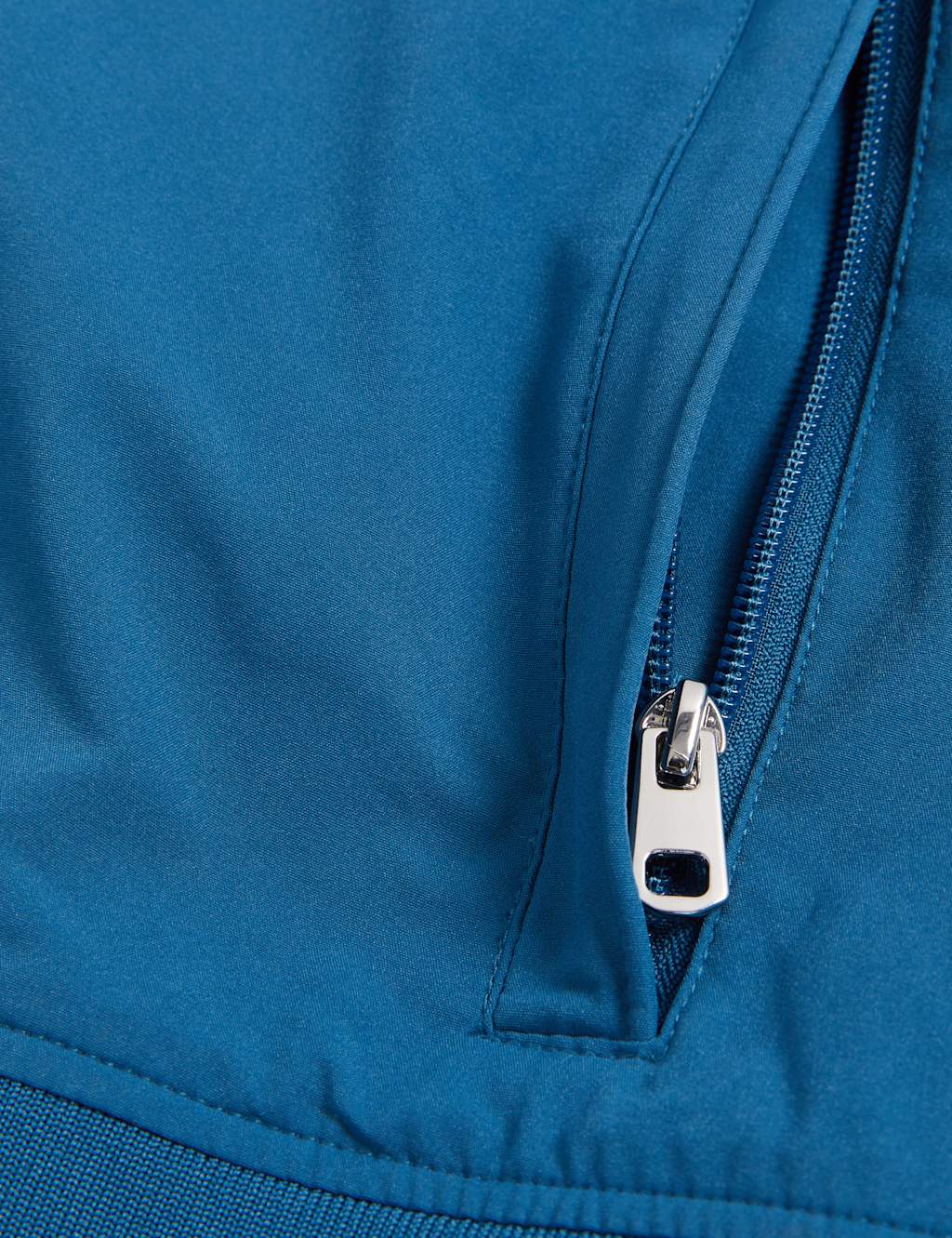 Bomber Jacket with Stormwear™ image 5
