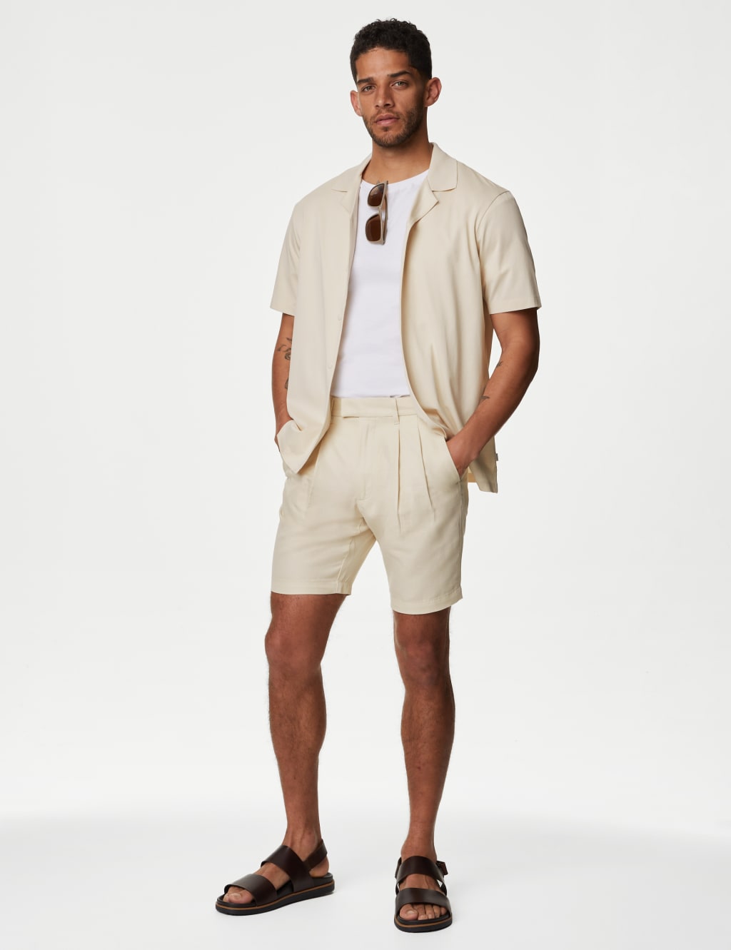 Linen Blend Pleat Front Shorts