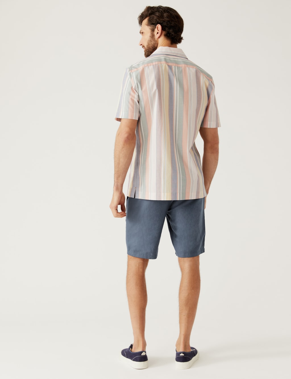 Linen Blend Chino Shorts image 3