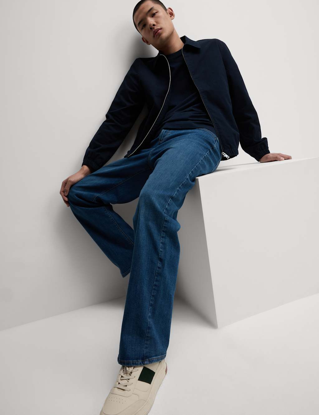 Loose Fit Stretch Jeans image 1
