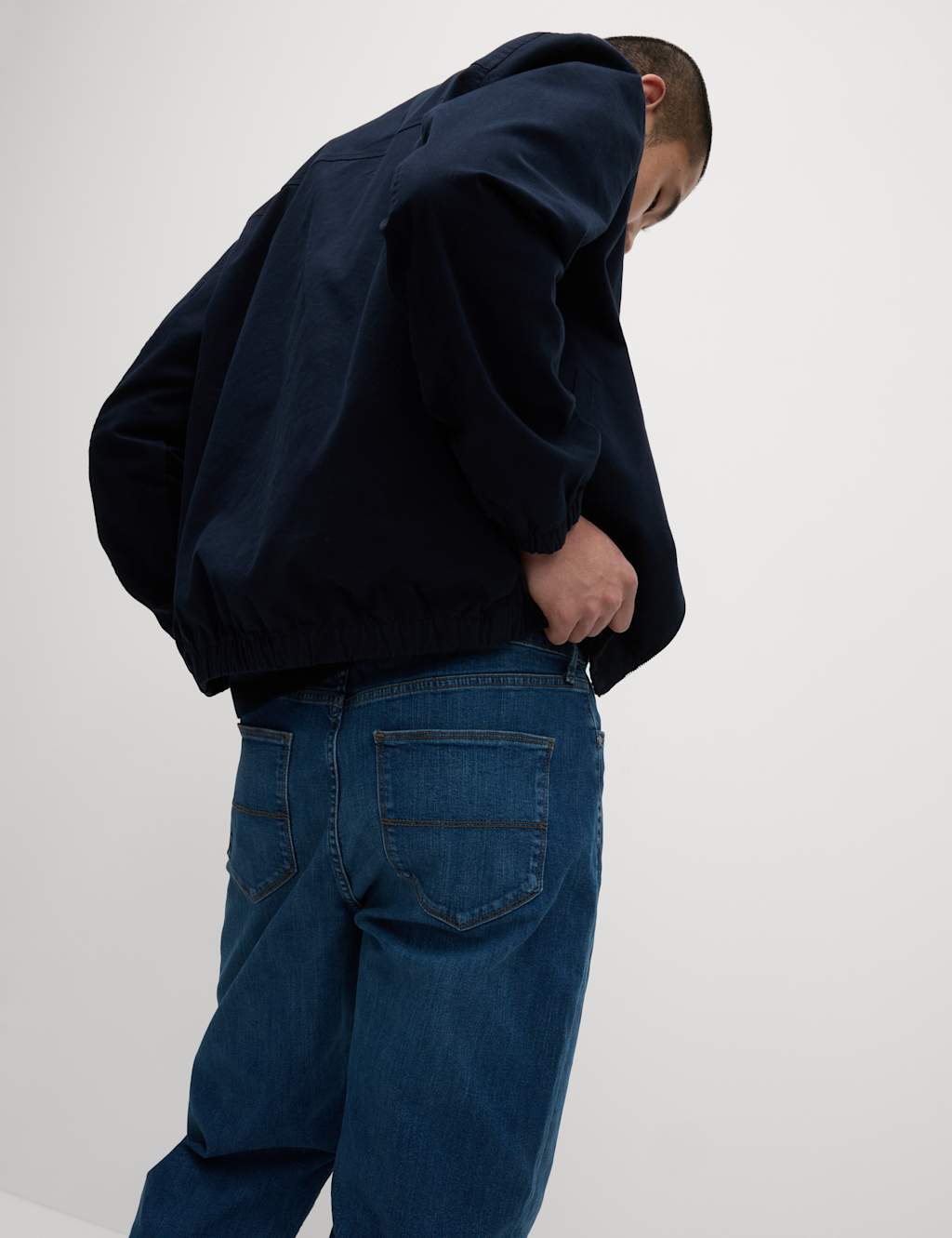 Loose Fit Stretch Jeans image 3