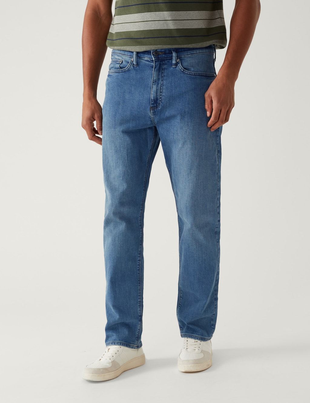 Loose Fit Stretch Jeans image 2