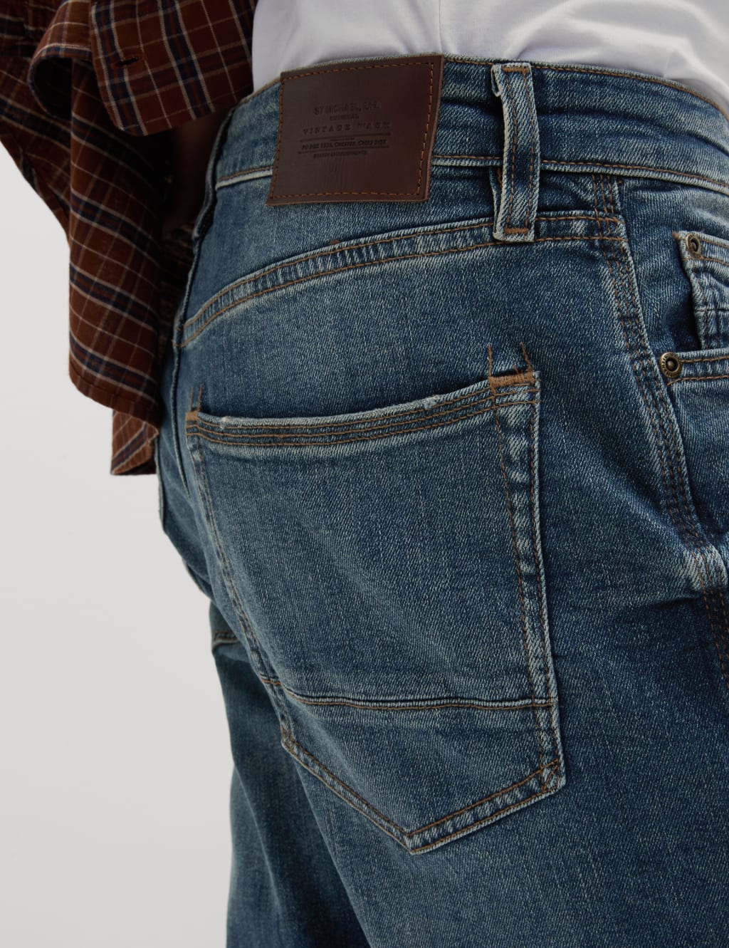Straight Fit Vintage Wash Stretch Jeans image 2