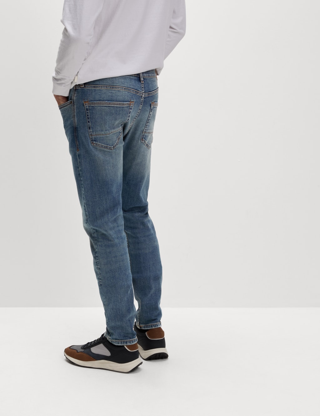 Slim Fit Vintage Wash Stretch Jeans image 3