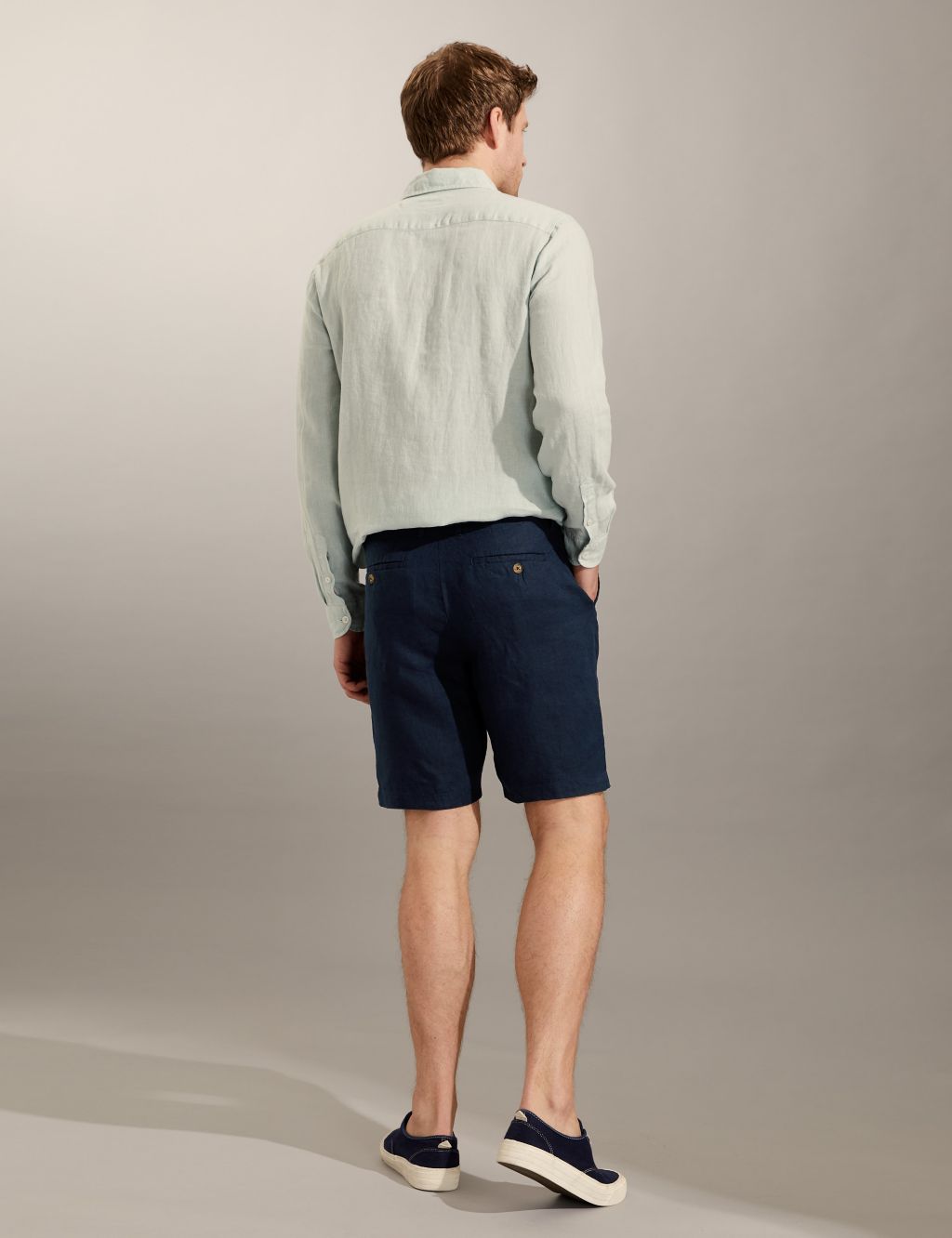 Pure Linen Single Pleat Chino Shorts image 5