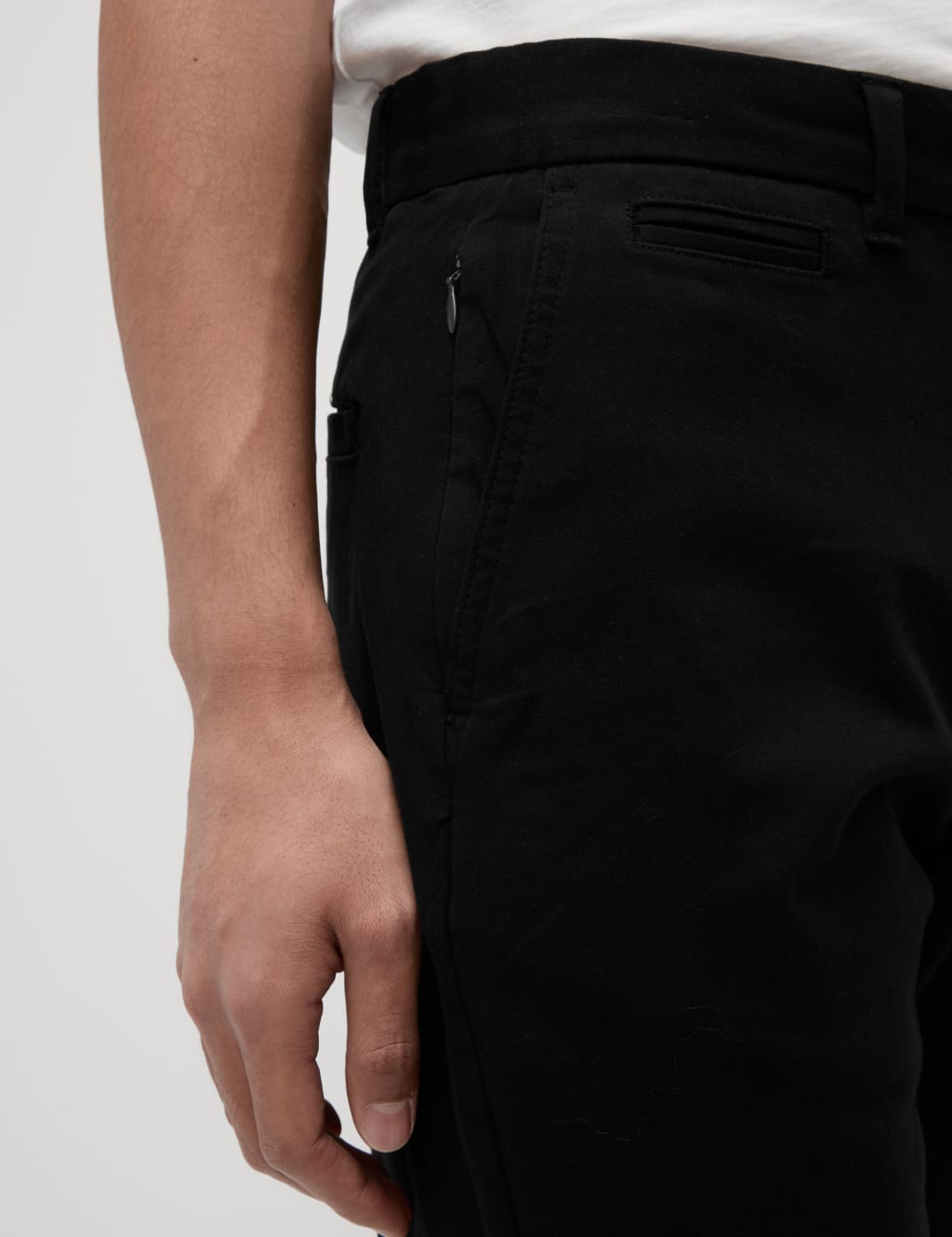 Regular Fit Ultimate Chino image 3