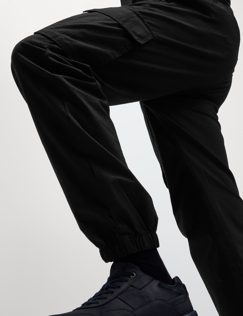 Elasticated Waist Ripstop Cargo Trousers image 3