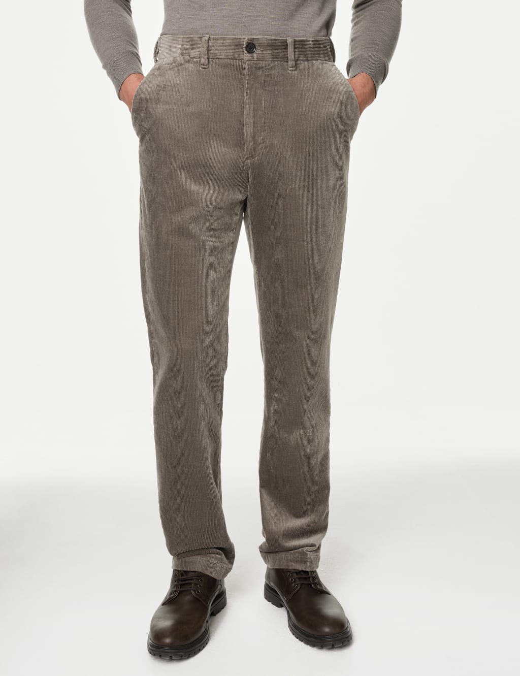 Single-pleat corduroy trousers