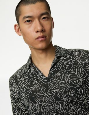 M&S Men's Pure Linen Leaf Print Polo Shirt - MREG - Black Mix, Black Mix,Sage Green