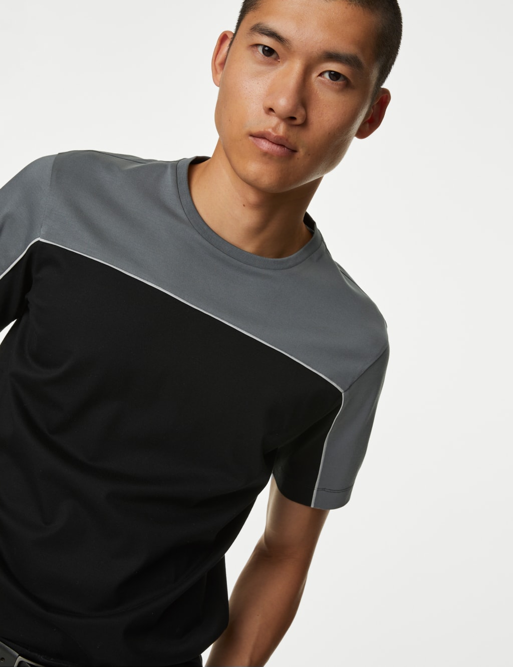 Pure Supima® CottonColour Block T-Shirt image 4
