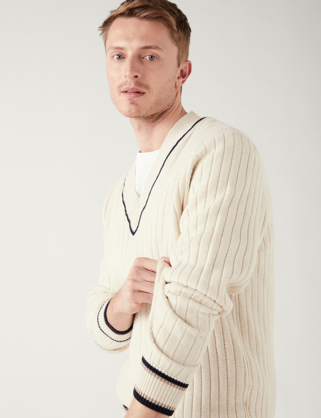 Cotton Blend Ribbed V-Neck Jumper image 2