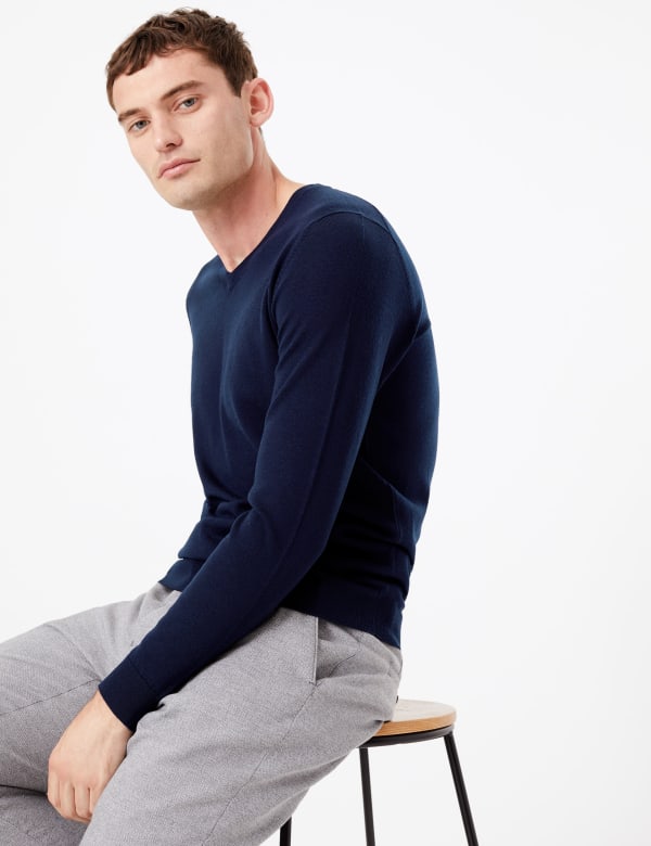 Pure Extra Fine Merino Wool V-Neck Jumper