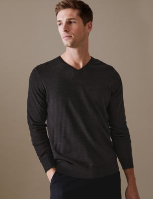 

Autograph Jersey 100% lana de merino extrafina de escote en picoMens - Charcoal, Charcoal