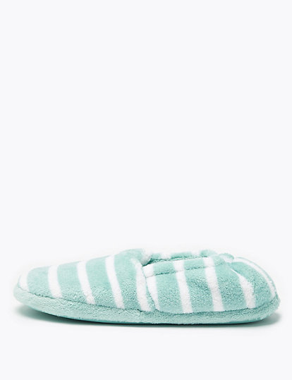 Kids’ Striped Slippers (13 Small - 6 Large)