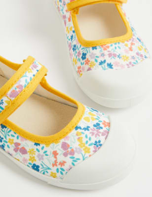 

Girls M&S Collection Kids' Floral Mary Jane Pumps (4 Small - 2 Large) - Multi, Multi