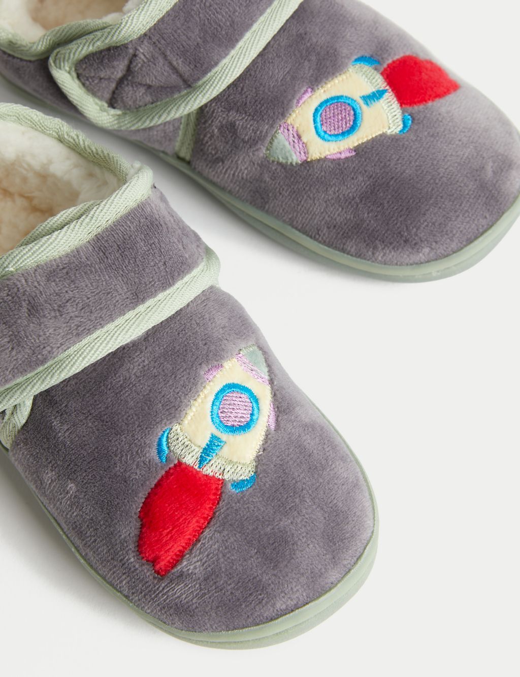 Kids' Riptape Slippers (4 Small - 12 Small) image 3