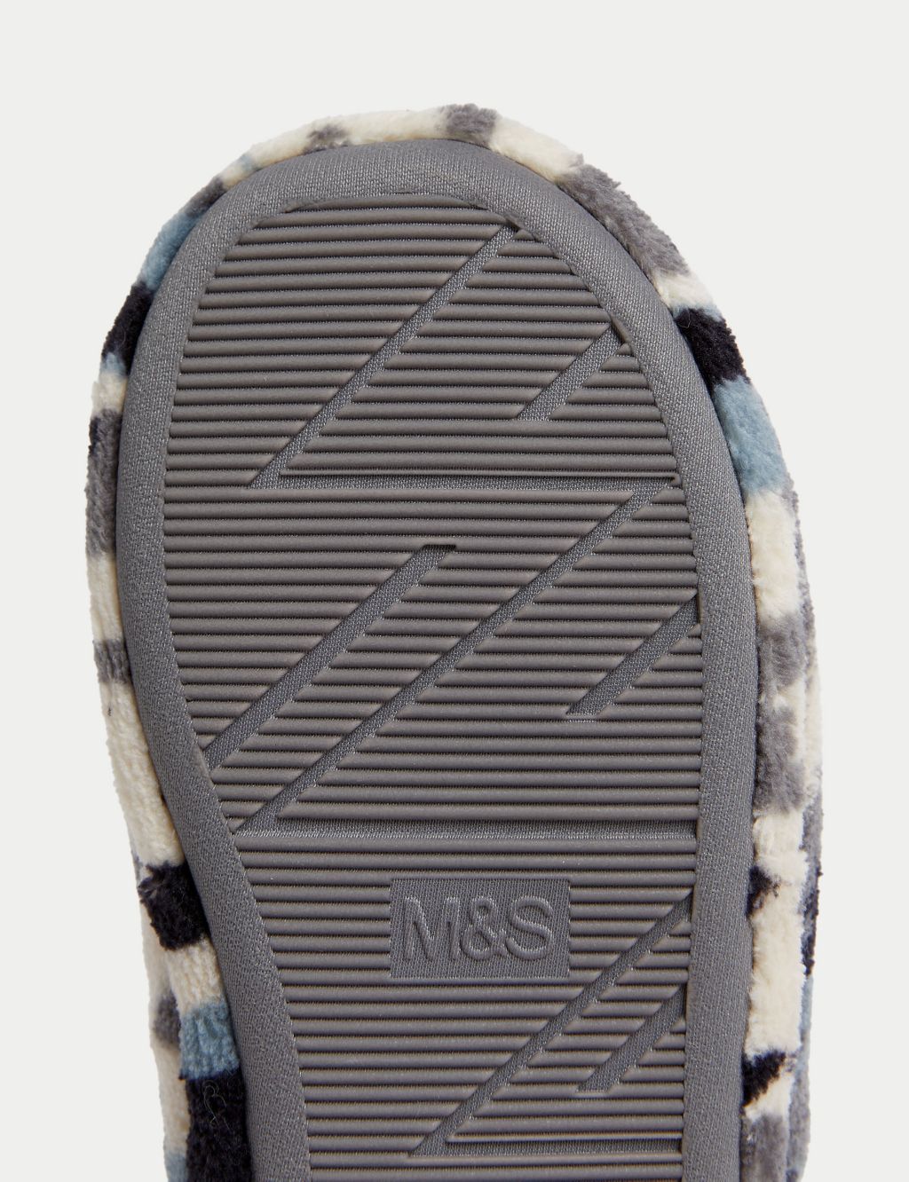 Kids' Camouflage Slipper Boots (4 Small - 7 Large) image 4
