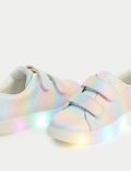 נעלי ספורט לילדים עם תאורה ורצועת סקוץ' (4 סמול-2 לארג')