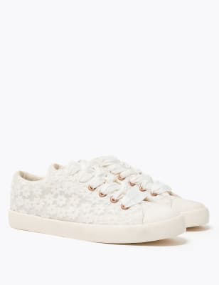 girls plain white trainers