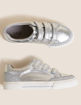 

M&S Collection Freshfeet™-Glitzerturnschuhe mit Klettverschluss für Kinder (32-40,5) - Silver, Silver