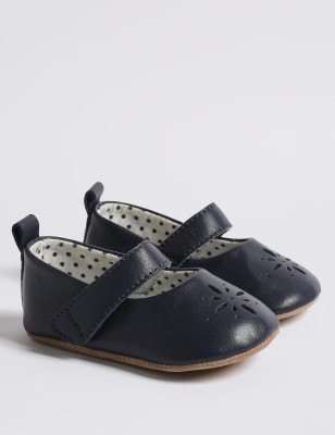 Chaussures b&eacute;b&eacute; en cuir &agrave; motif ajour&eacute; (jusqu&rsquo;au 18&nbsp;mois)