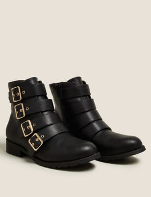 four buckle boots