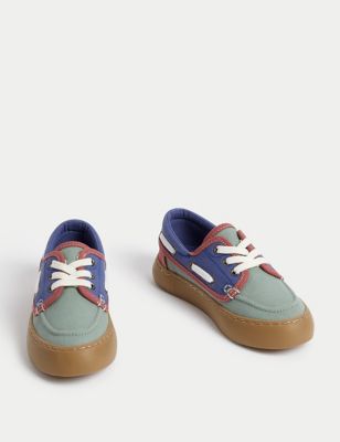 Kids' Boat Shoes (4 Small - 2 Large)