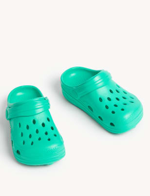 Kids' Slip-On Clogs (4 Small - 13 Small)