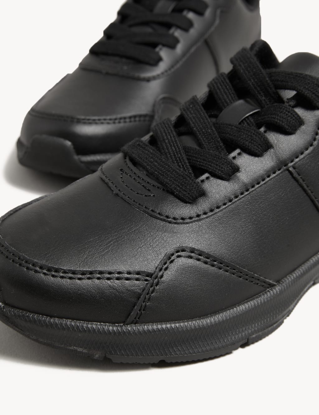Kids' Freshfeet™ Trainers (13 Small - 7 Large) image 2