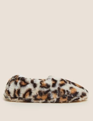 leopard print slippers next
