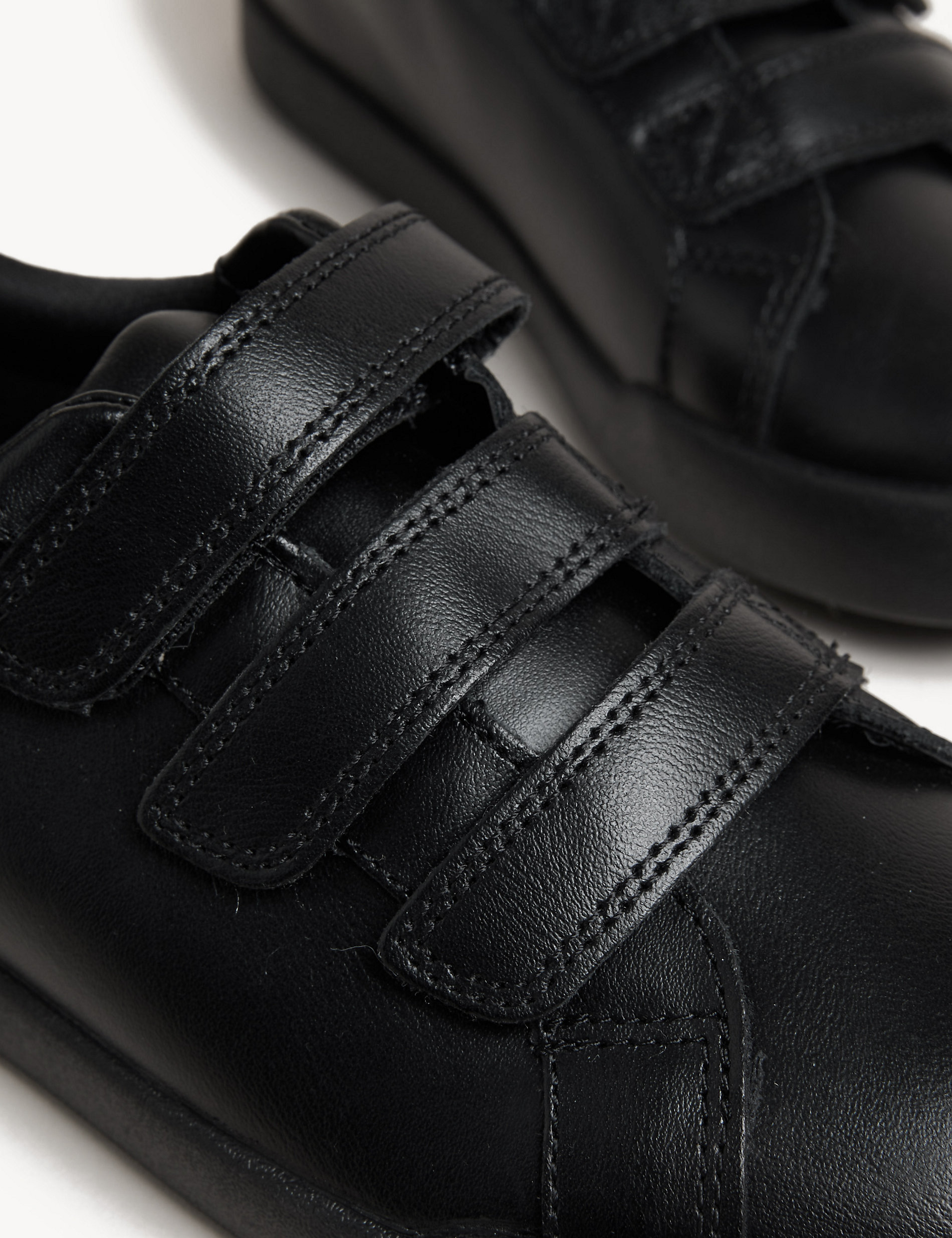 Kids' Leather Freshfeet™ School Shoes (2½ - 9 Large)