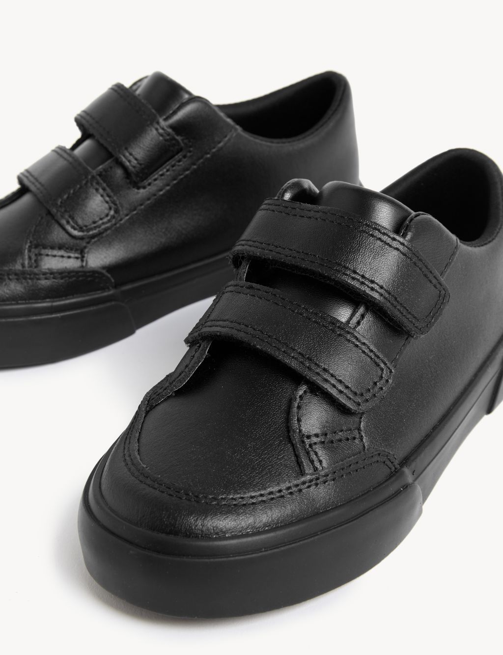 Kids' Leather Freshfeet™ School Shoes (8 Small - 2 Large) image 2