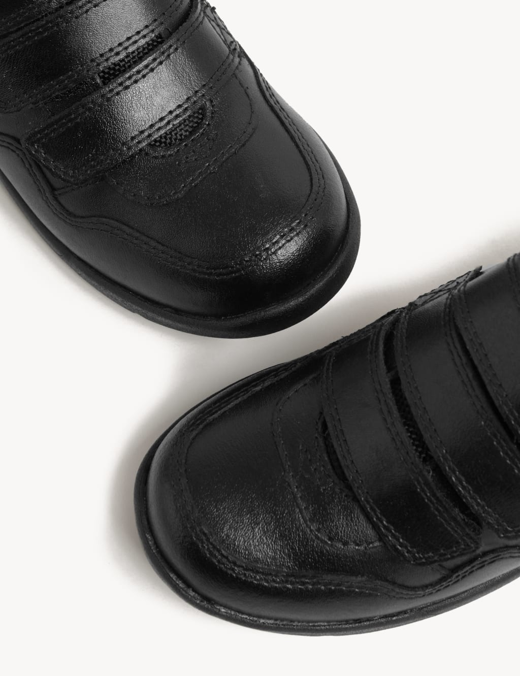 Kids' Leather Freshfeet™ School Shoes (8 Small - 2 Large) image 3