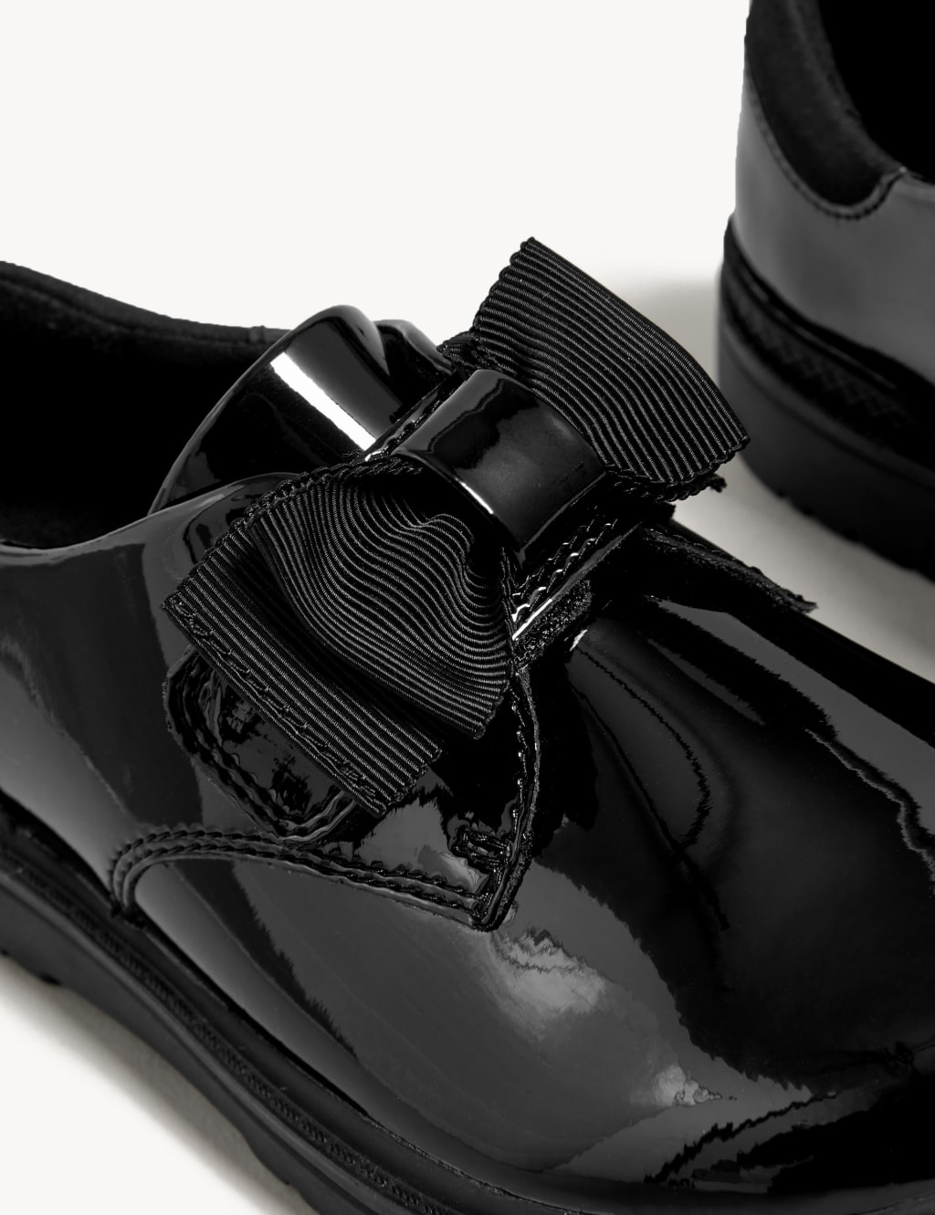 Kids' Leather Freshfeet™ Bow School Shoes (8 Small - 1 Large) image 2