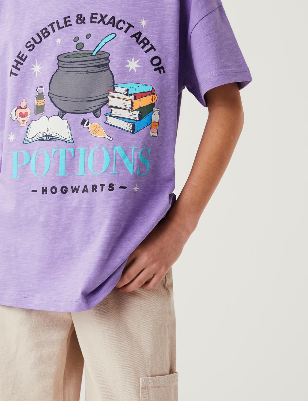 Pure Cotton Harry Potter™ T-Shirt (6-16 Yrs) image 2