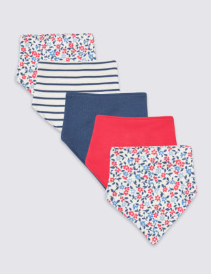 Lot de 5&nbsp;bavoirs style bandana en coton biologique &agrave; motif fleuri