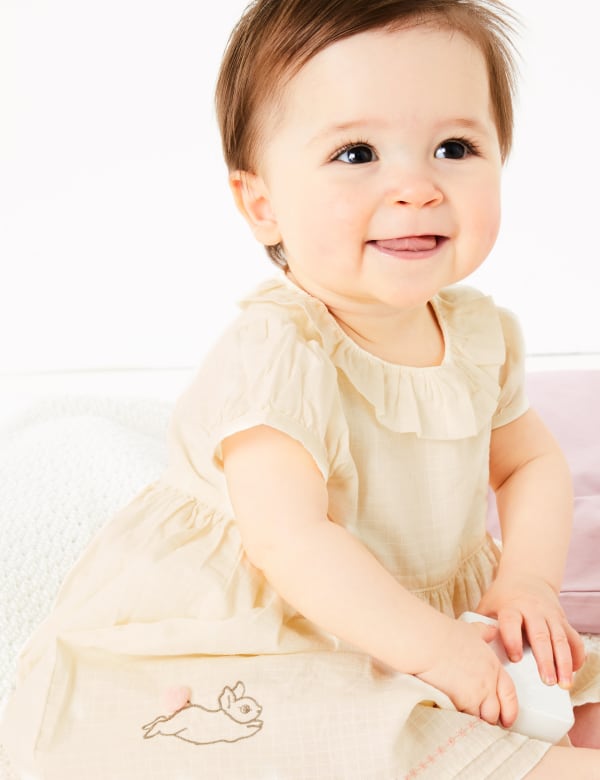 2 Piece Cotton Peter Rabbit™ Outfit (7lbs-36 Mths)