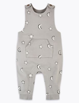 Salopette &agrave; imprim&eacute; lune et &eacute;toiles